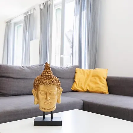 Complet Equipe Ideal Groupe Pro/famille * 10 Pers * 5 Chb * Mon Groom Troyes