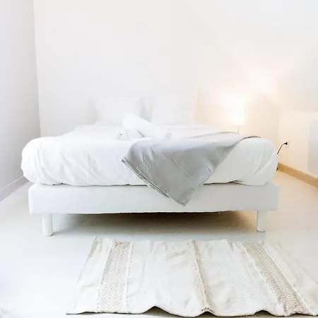 Complet Equipe Ideal Groupe Pro/famille * 10 Pers * 5 Chb * Mon Groom Apartament Troyes