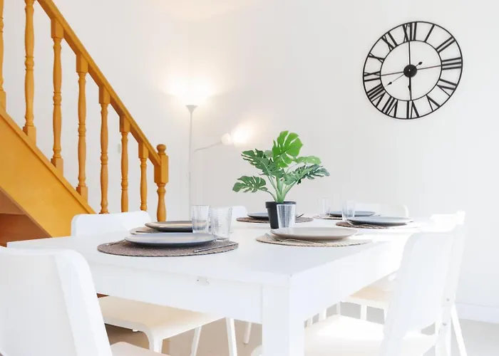 Elegant Duplex Troyen - Ideal Famille & Pro Troyes